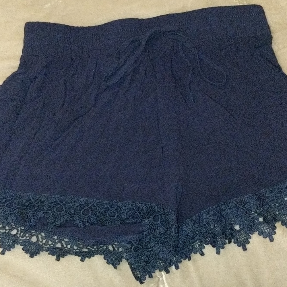 Drawstring soft shorts